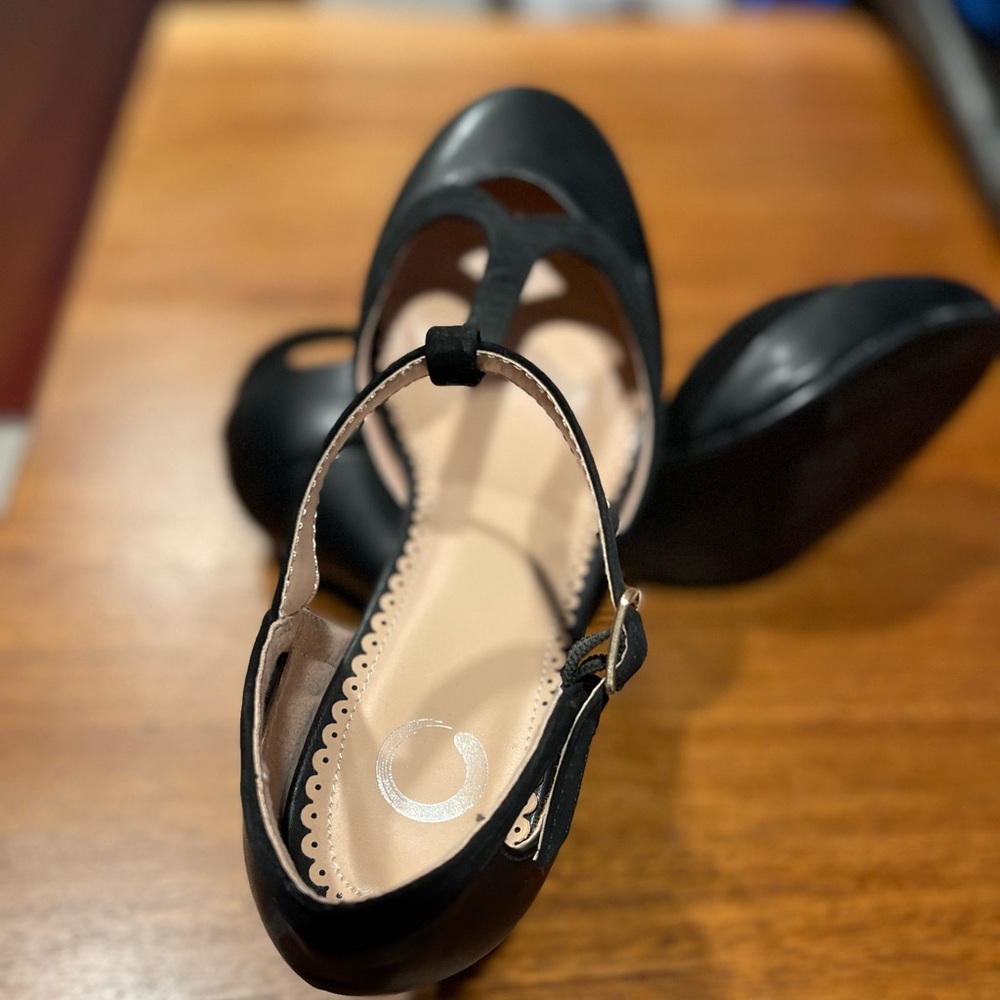 Journee Collection Womens Olina Pumps